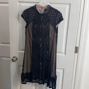 Black Lace Short Sleeve Dress!